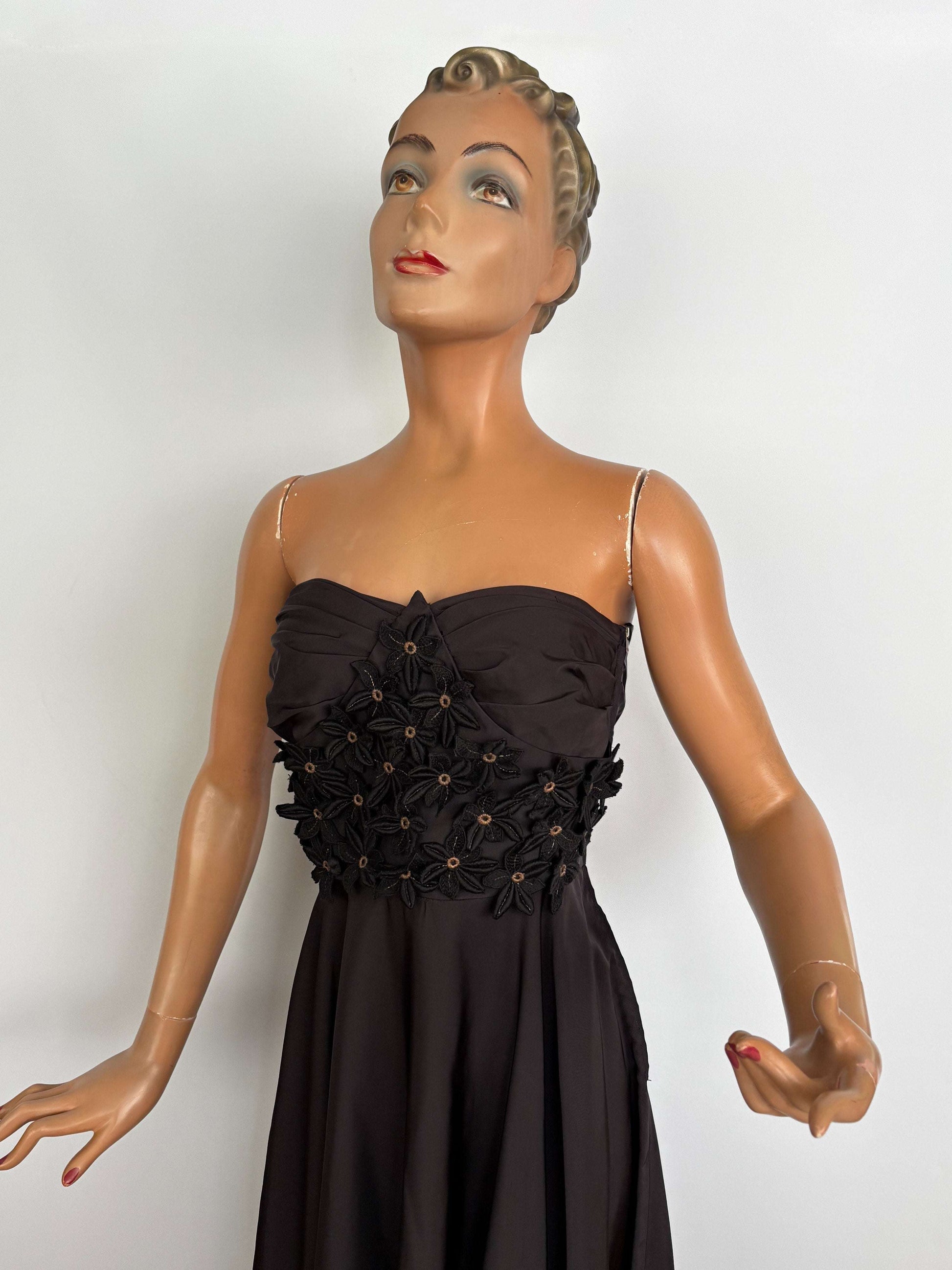 S | 1950s Black Taffeta Strapless Cocktail Dress with Appliqué Flowers