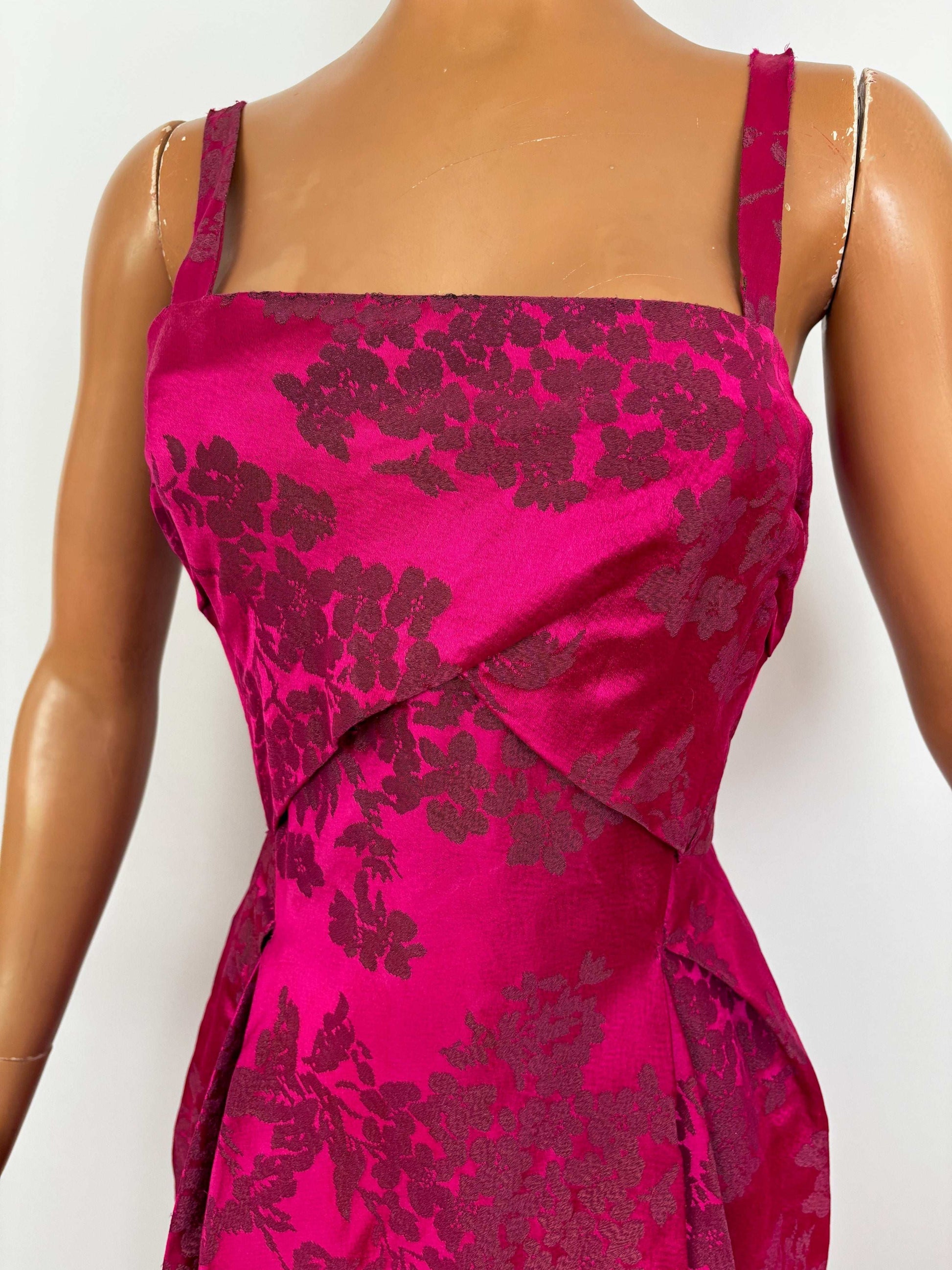 S | 1950s Fuchsia Brocade Evening Dress