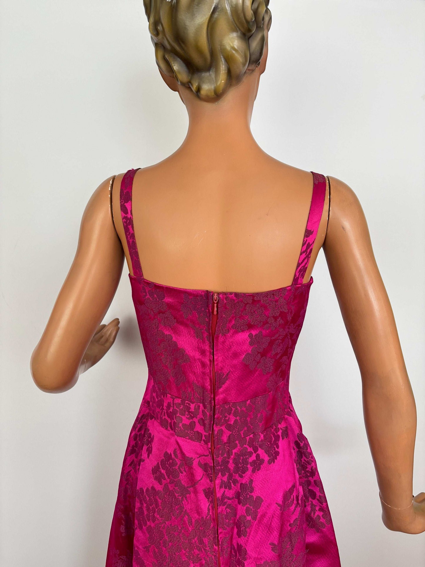 S | 1950s Fuchsia Brocade Evening Dress