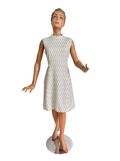 M | 1960s Leslie Fay Silver Lurex Knit Dress