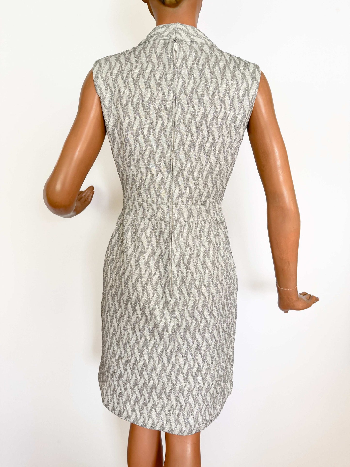 M | 1960s Leslie Fay Silver Lurex Knit Dress