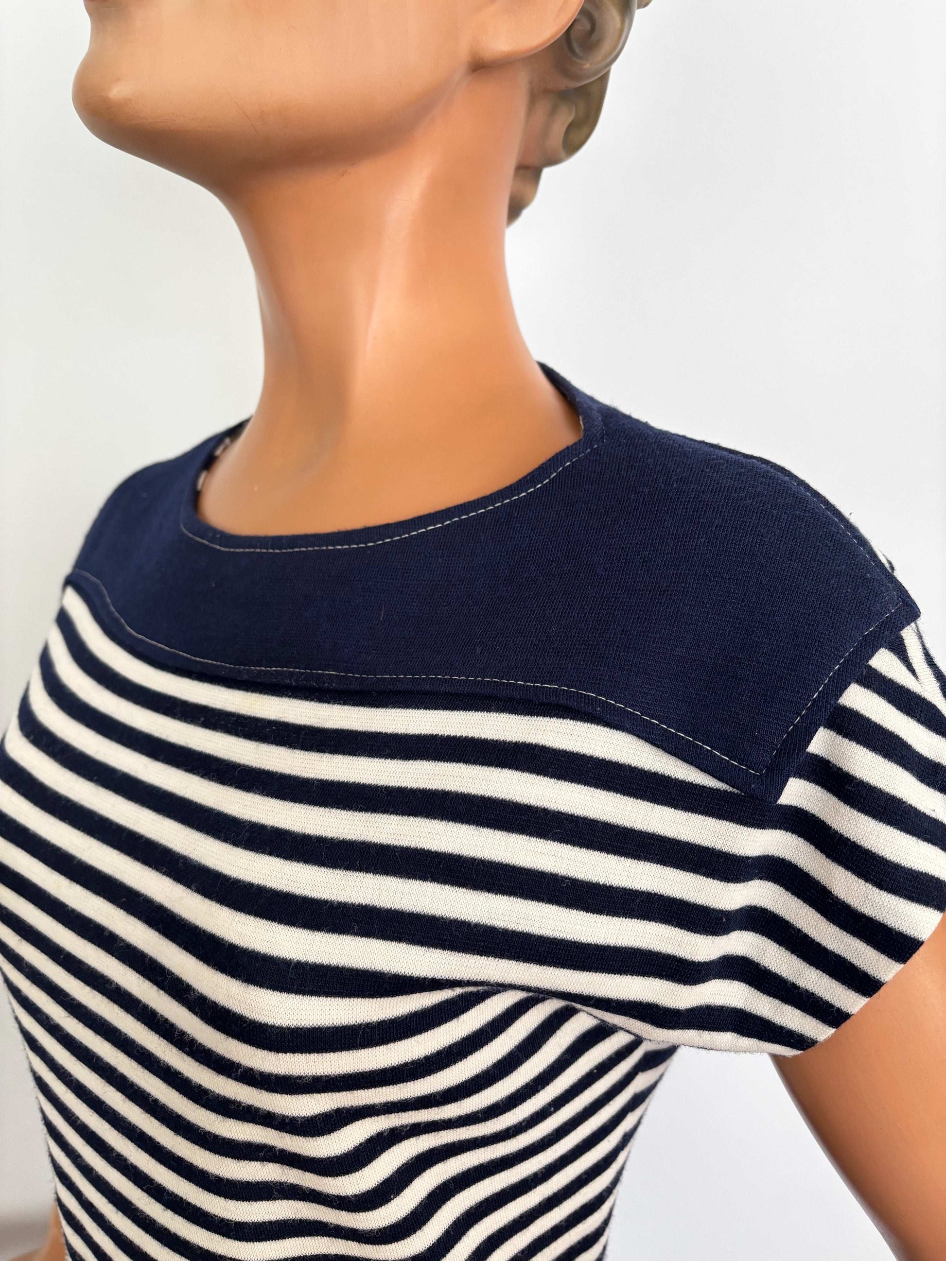 S/M | Early 1960s Courtaulds Courtelle Nautical Knit Dress