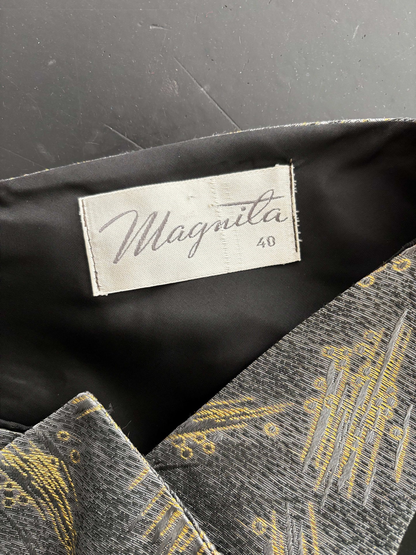 M | 1950s/60s Magnita Grey and Gold Cocktail Dress