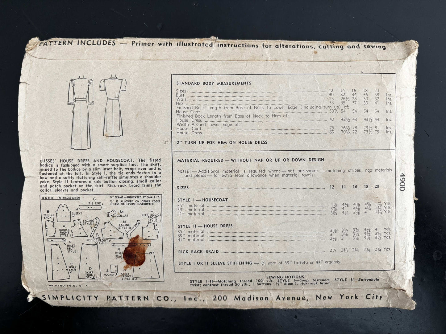 1943 Size 14 Women's House Dress and Housecoat - Simplicity 4900 Sewing Pattern