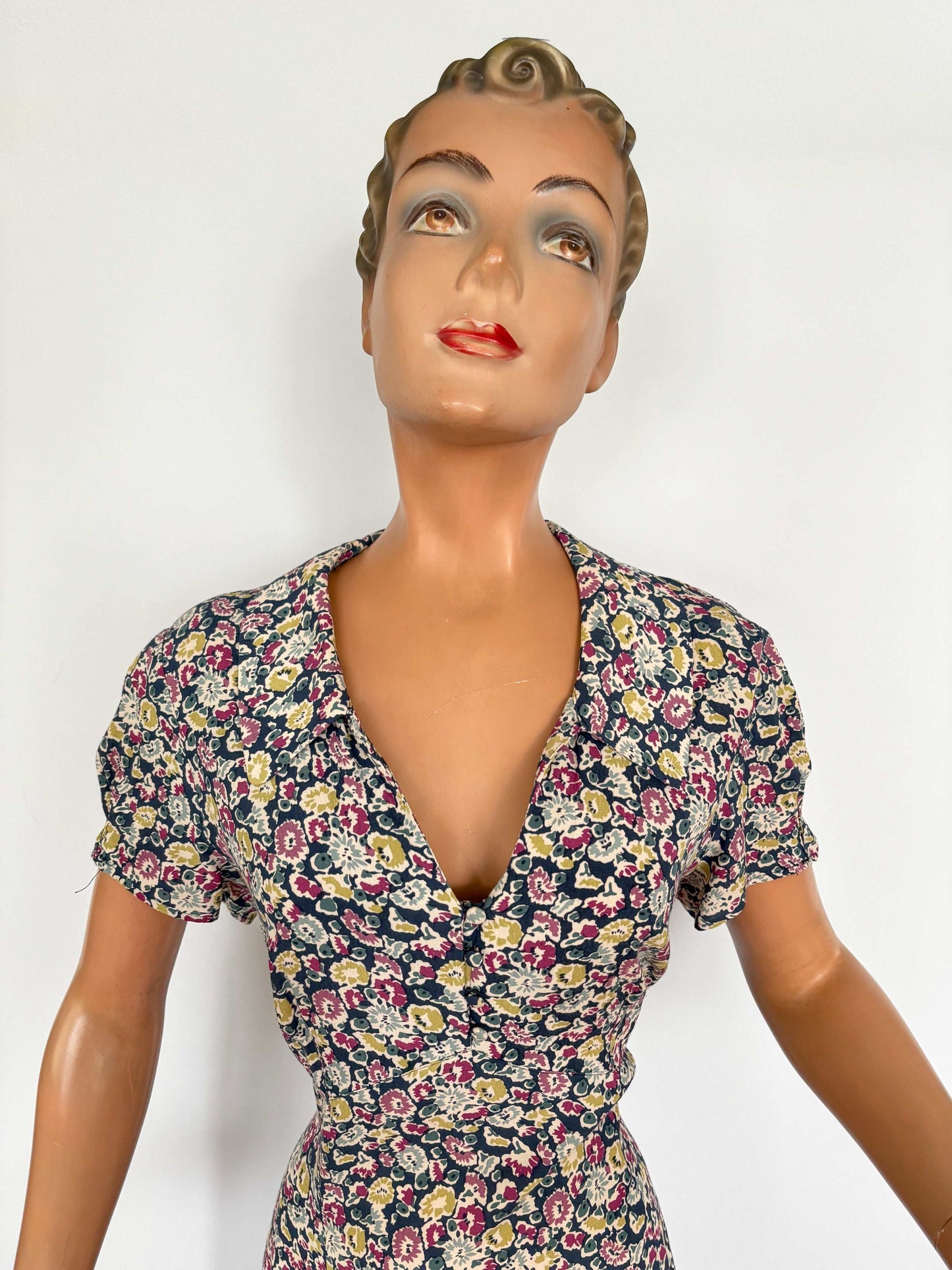 XL | 1940s Crepe Dress With Floral Print