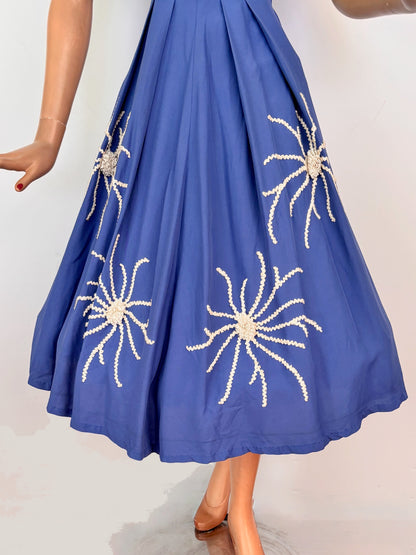 XS | 1950s Blue Gabardine Abstract Floral Appliqué Novelty Dress