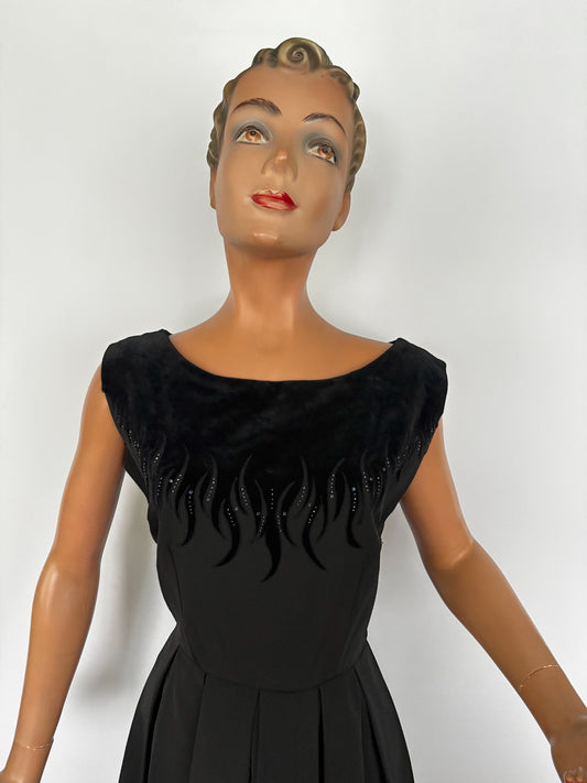 S/M | 1950s Black Taffeta And Velvet Cocktail Dress