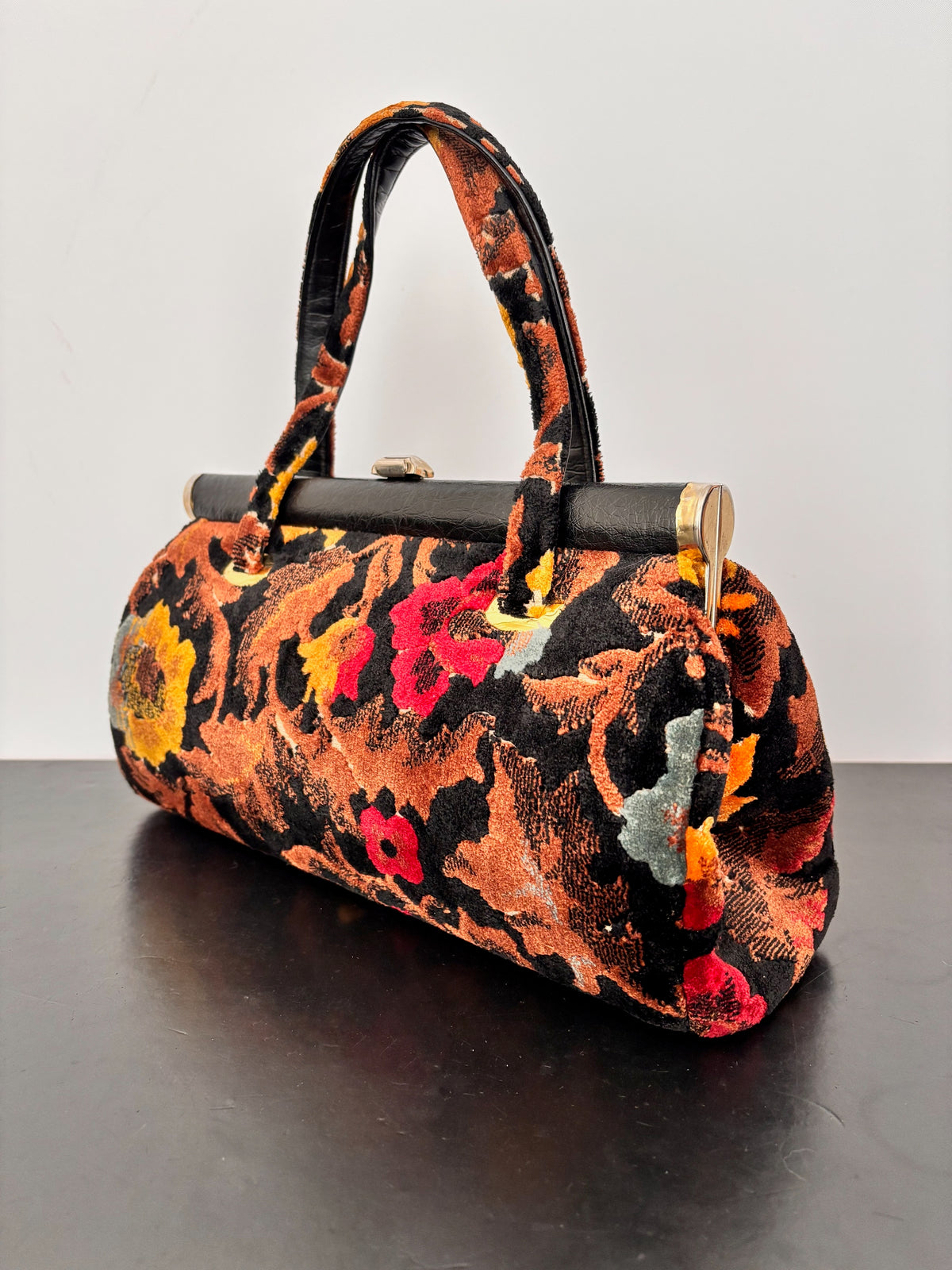 1960s J.R. Florida Floral Velvet Handbag