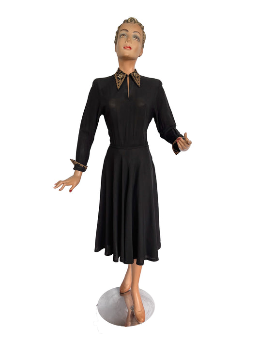 XS | 1940s Black Evening Dress With Gold Sequin Embroidery – Marches of Hollywood