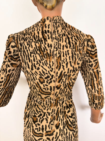 XS | 1950s Leopard Print Bombshell Wiggle Dress
