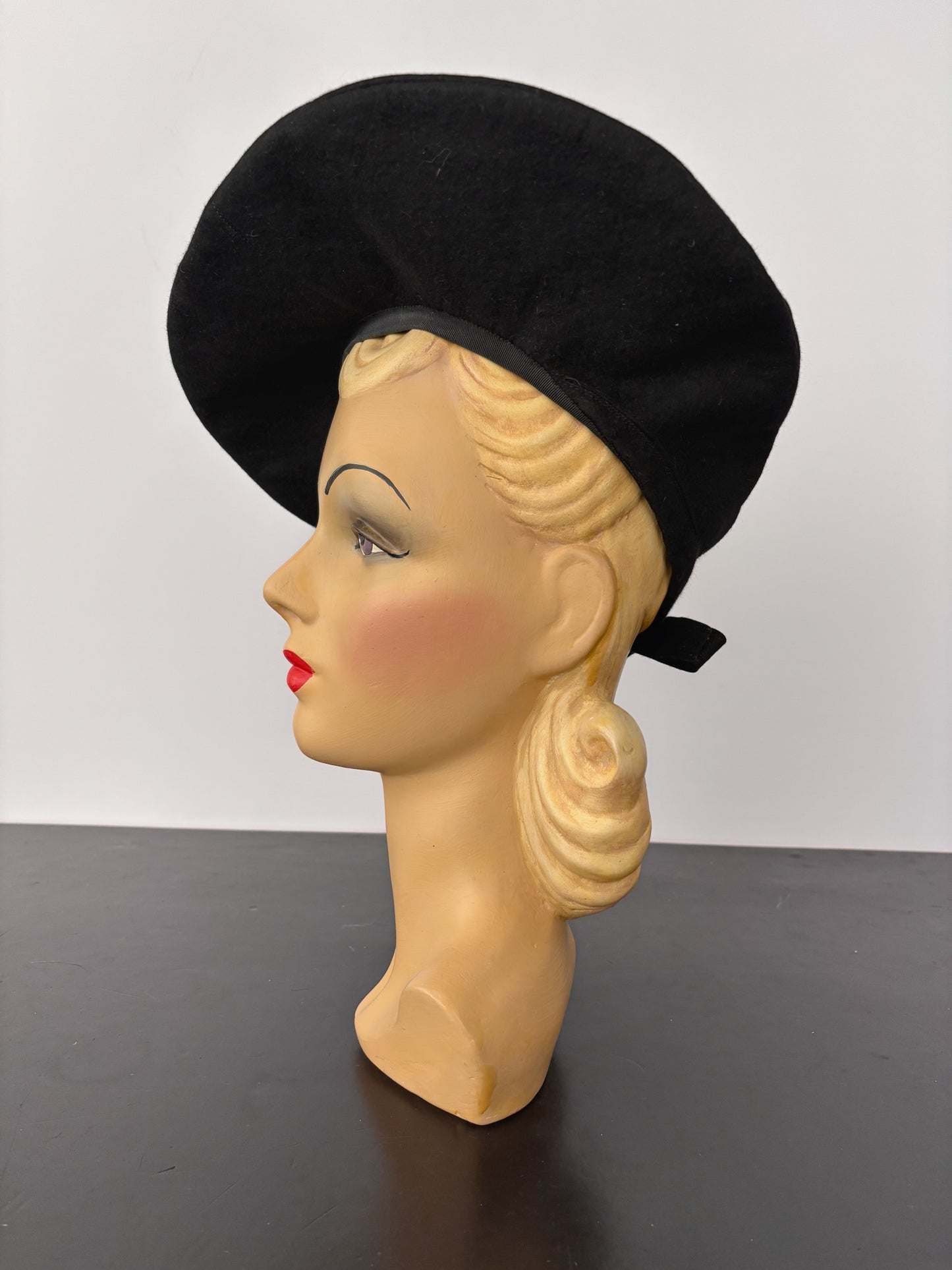 1930s/1940s Black Felt Beret