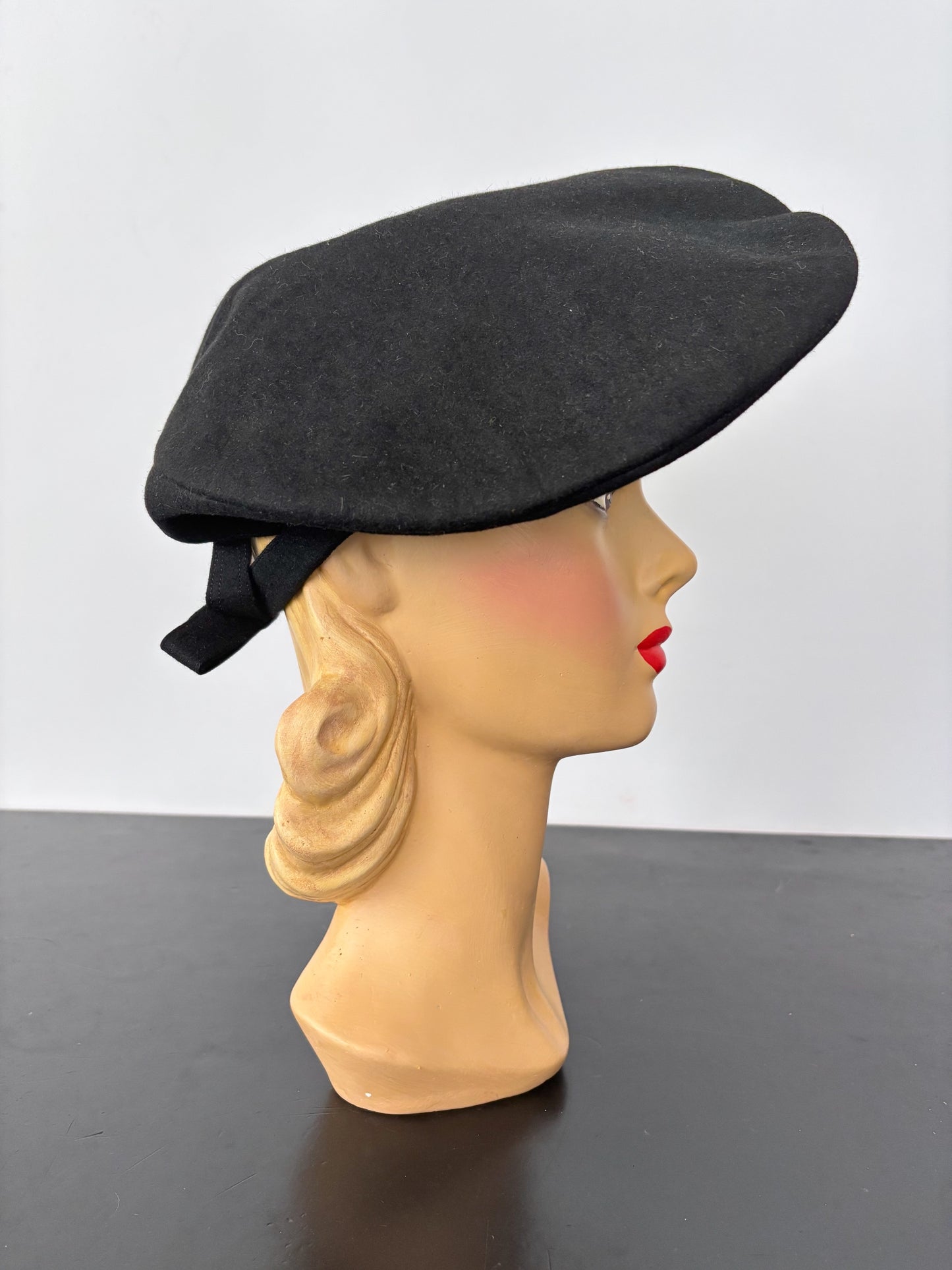 1930s/1940s Black Felt Beret