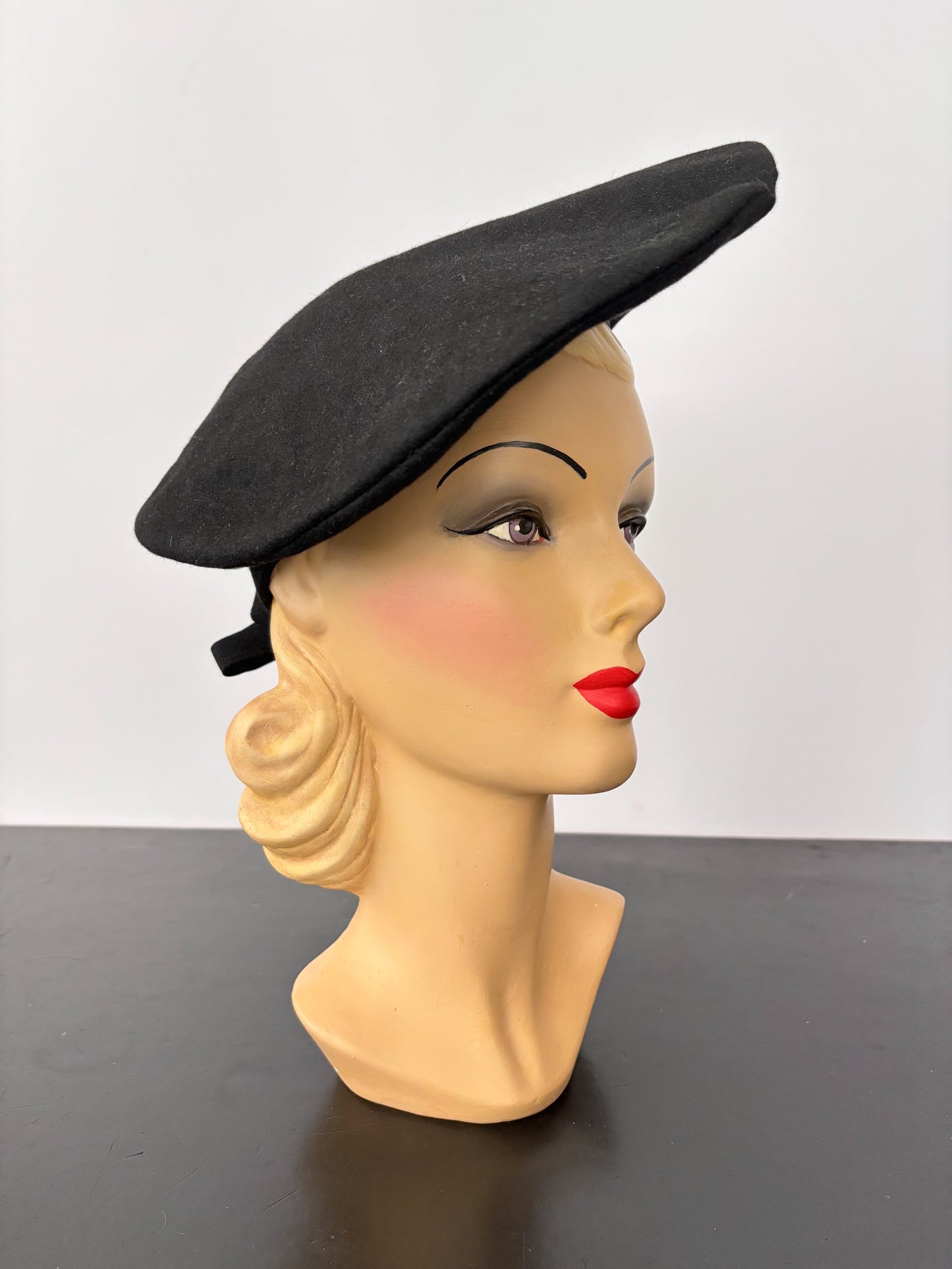 1930s/1940s Black Felt Beret