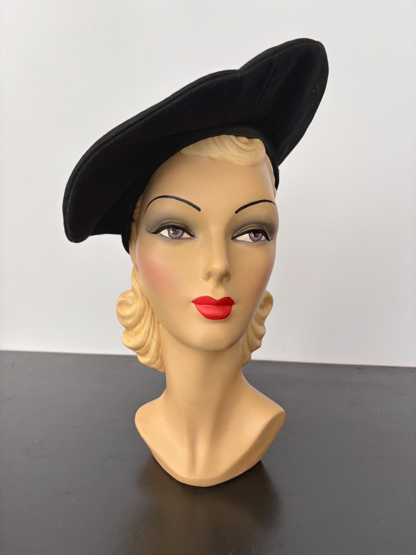 1930s/1940s Black Felt Beret