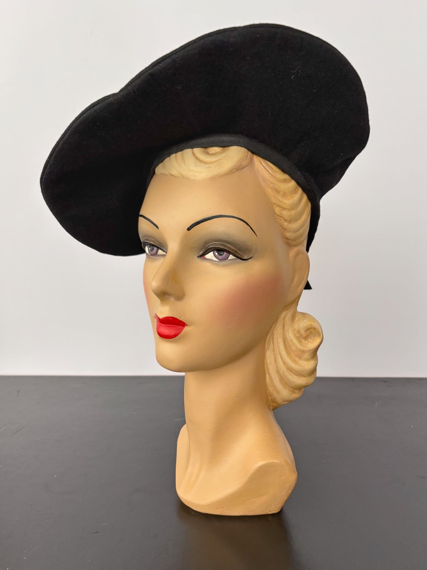 1930s/1940s Black Felt Beret