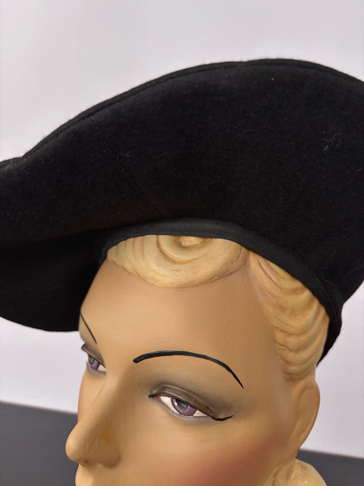 1930s/1940s Black Felt Beret