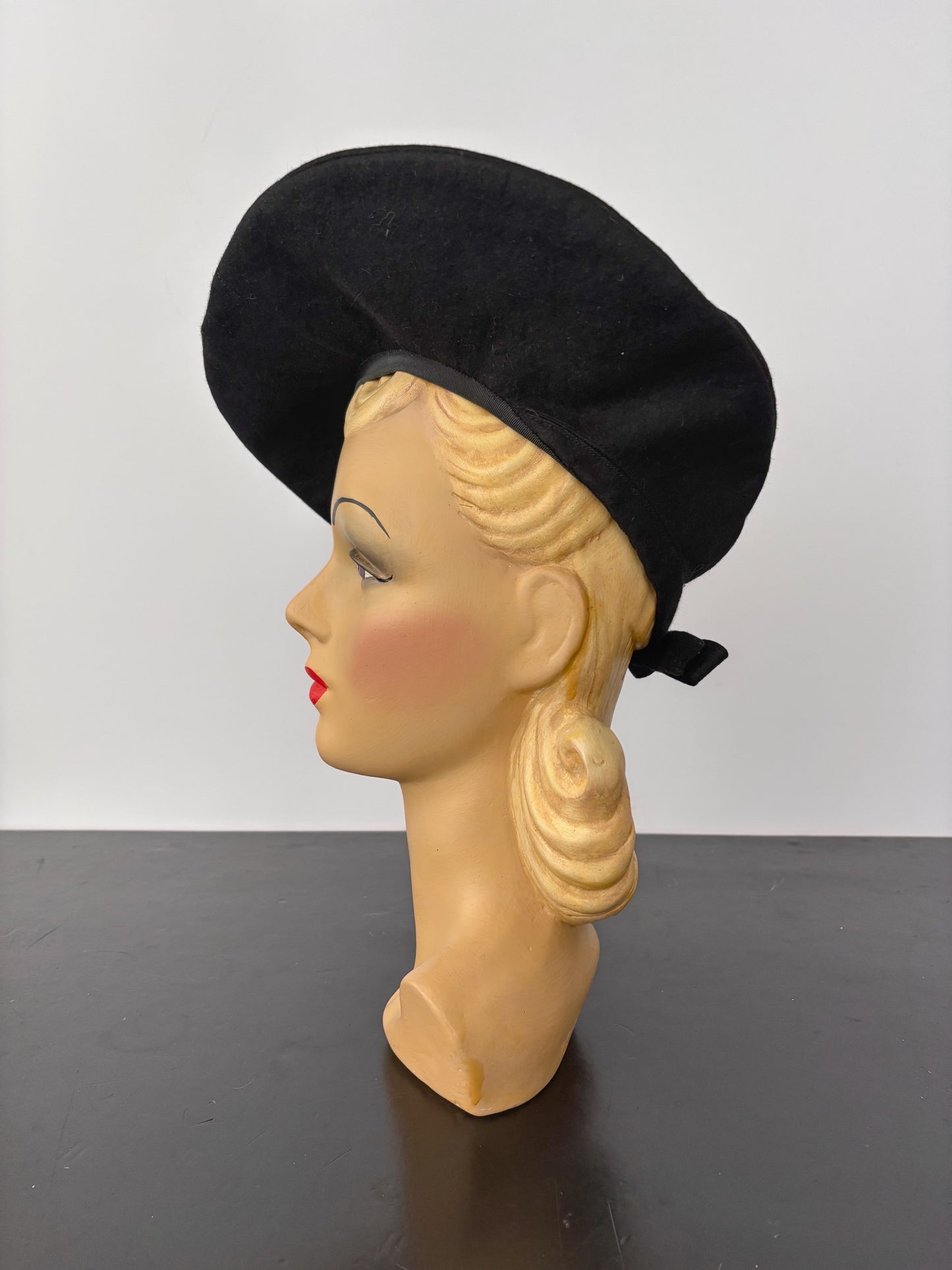 1930s/1940s Black Felt Beret