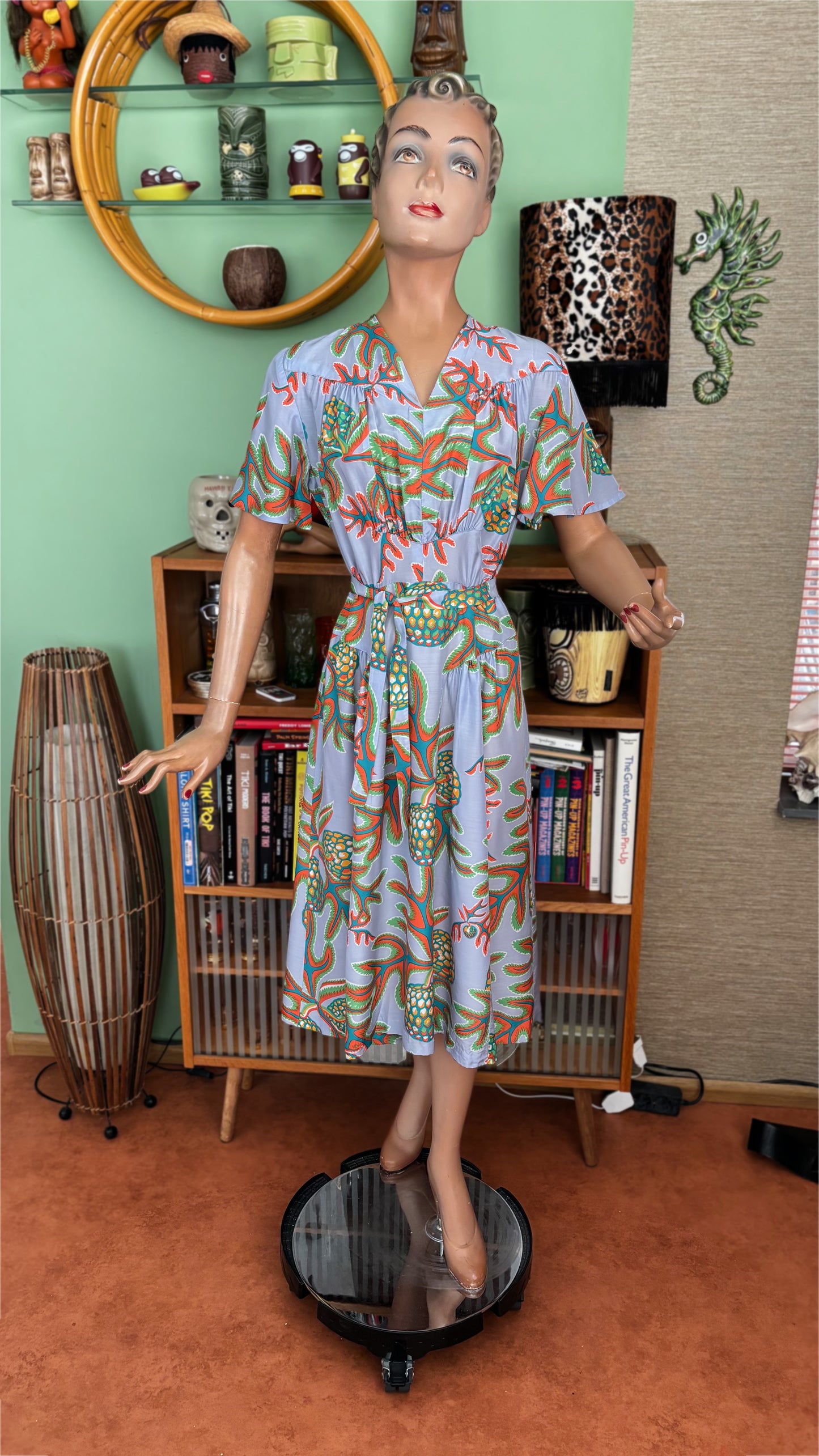 1940s Silk Novelty Print Dress | S