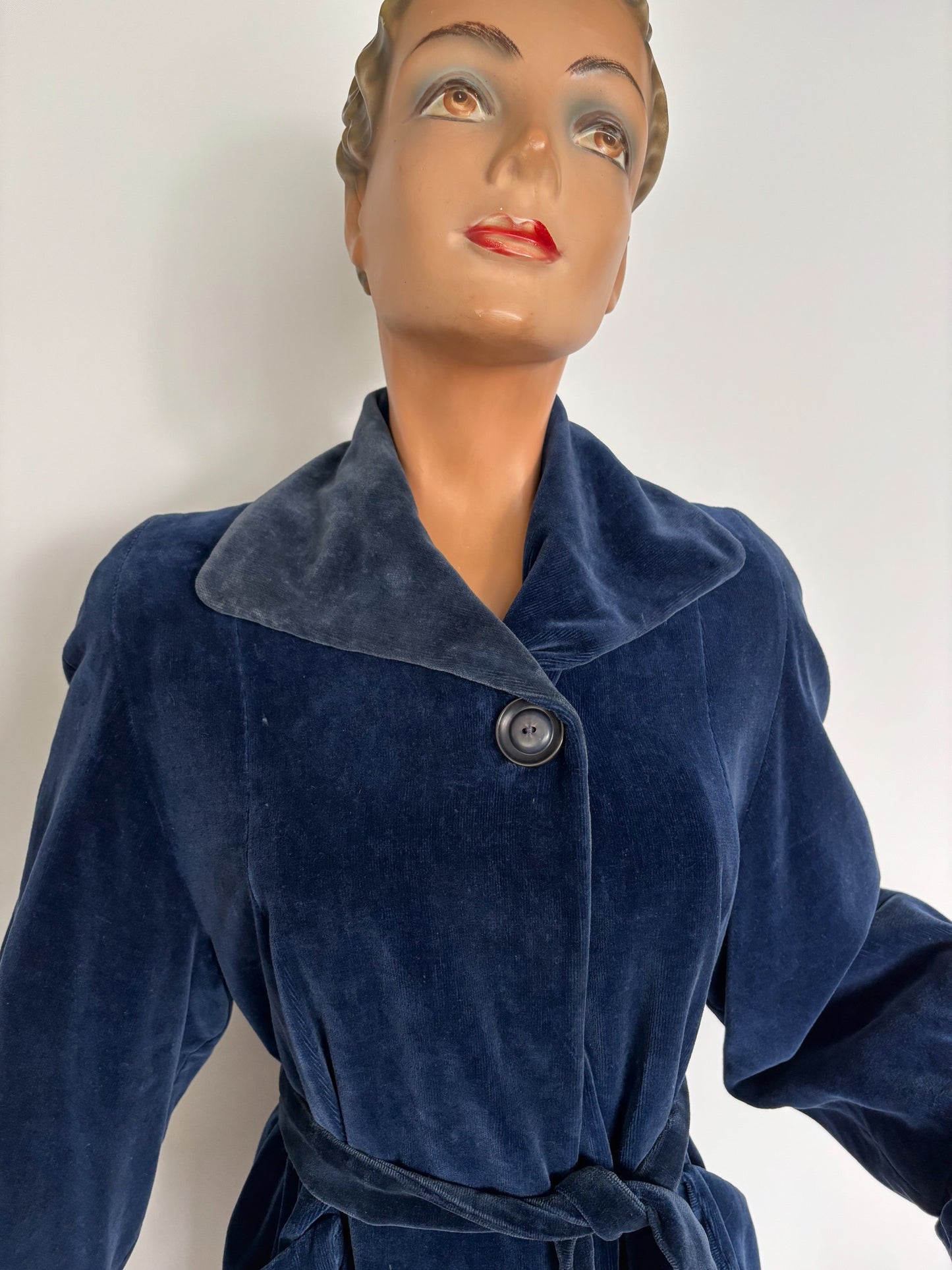 M | 1950s Blue Velvet Swing Coat With Milium Lining