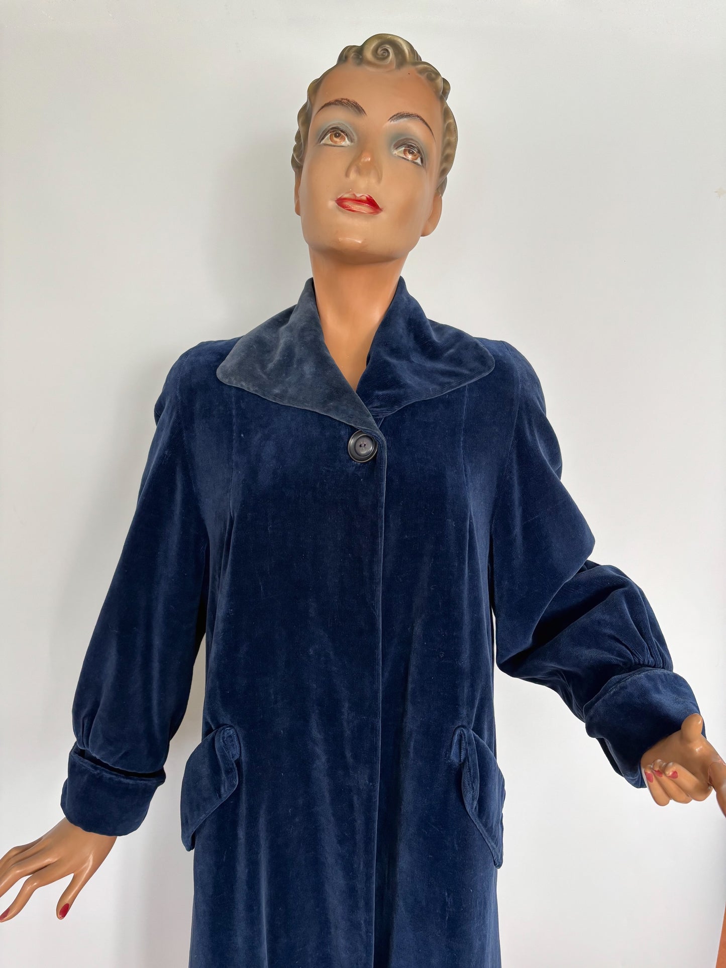 M | 1950s Blue Velvet Swing Coat With Milium Lining