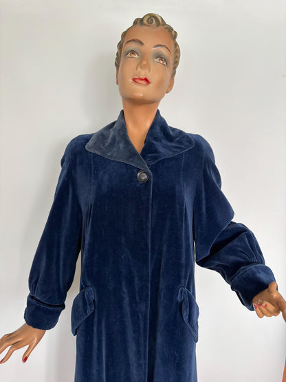 M | 1950s Blue Velvet Swing Coat With Milium Lining