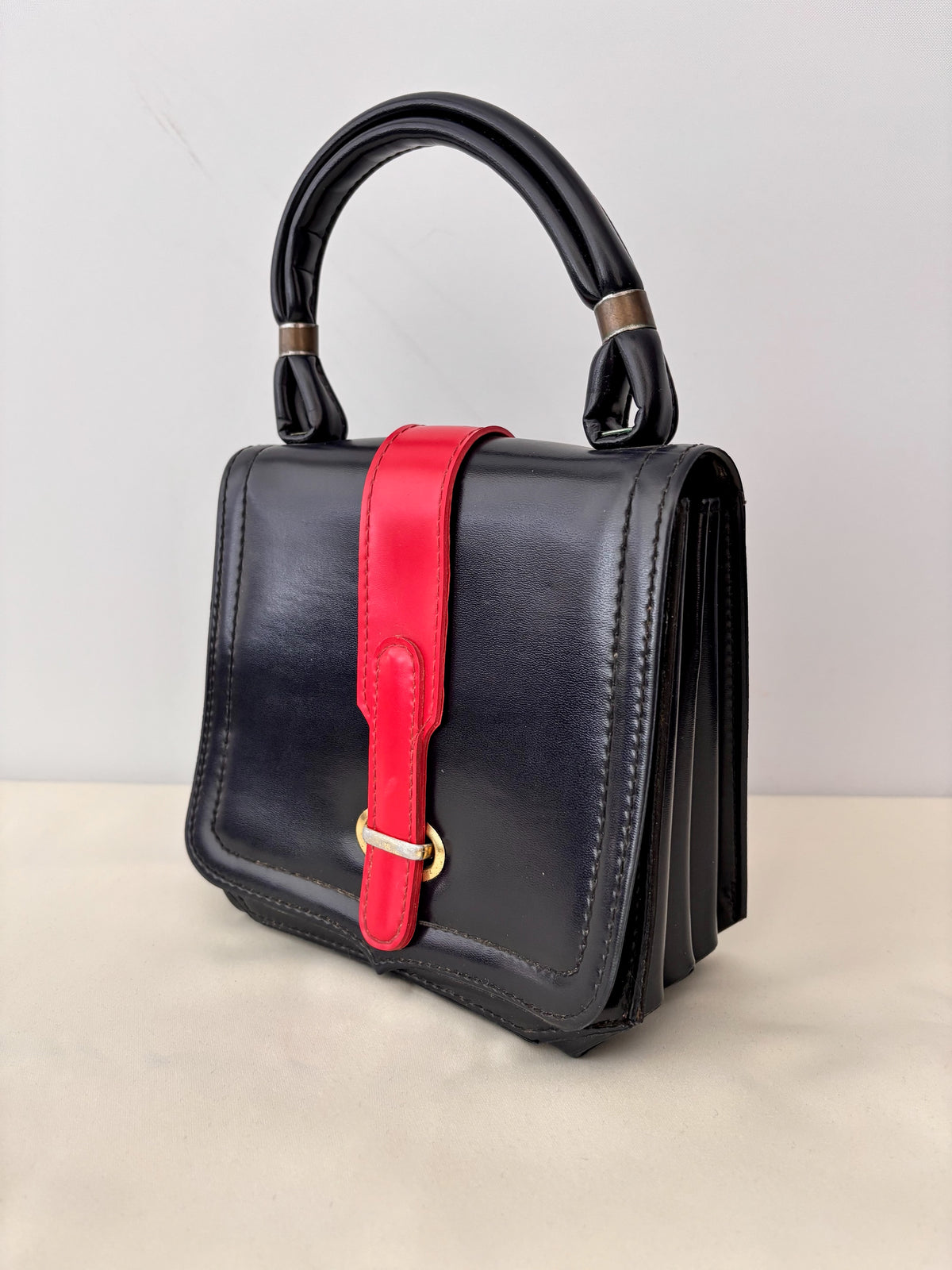 1960s Navy Blue and Red Vinyl Box Handbag