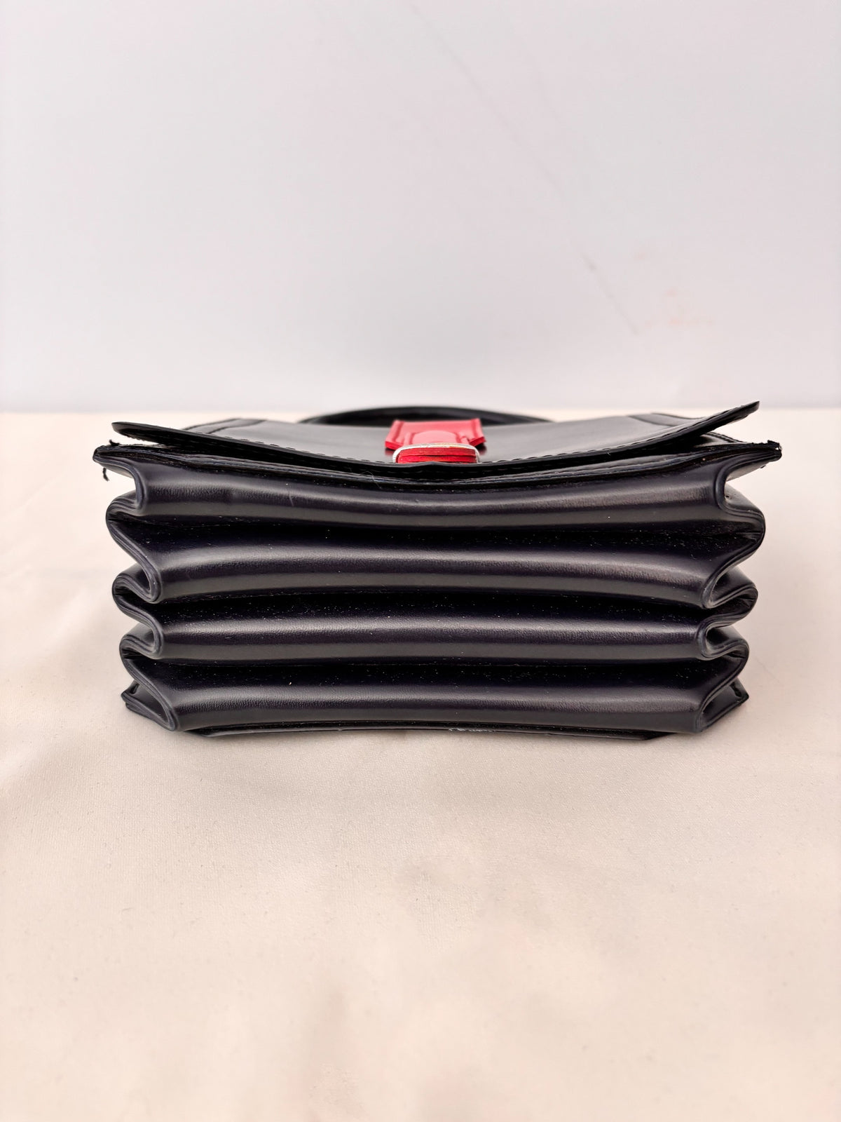 1960s Navy Blue and Red Vinyl Box Handbag