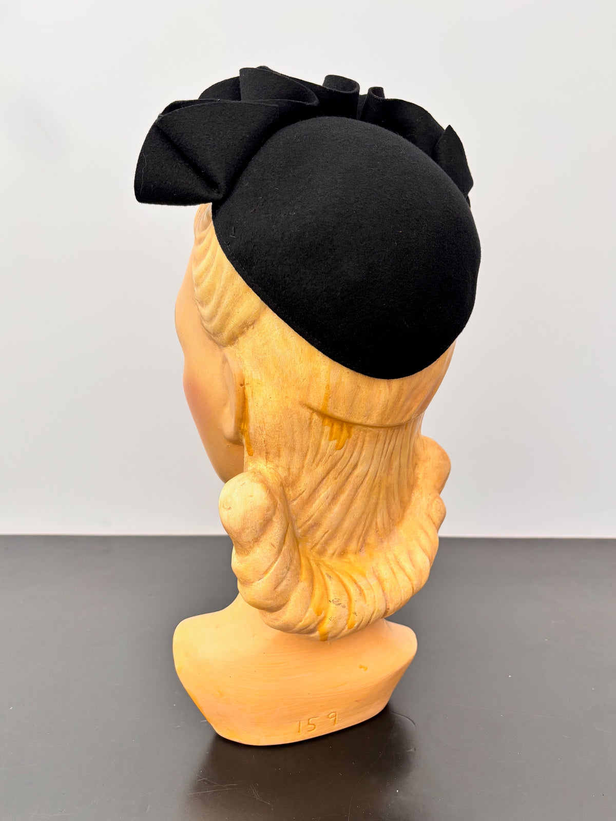 1940s Black Felt Looped Halo Hat