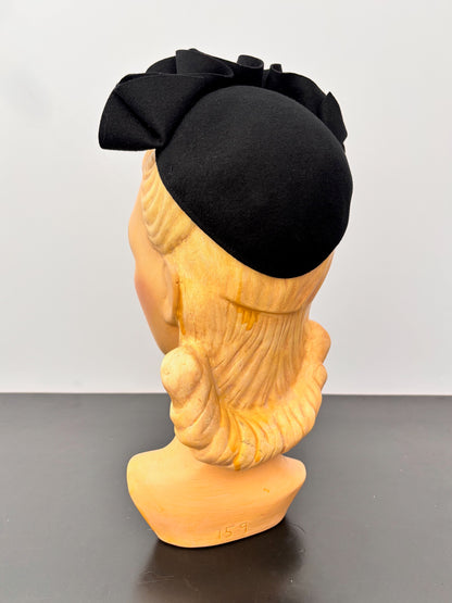 1940s Black Felt Looped Halo Hat