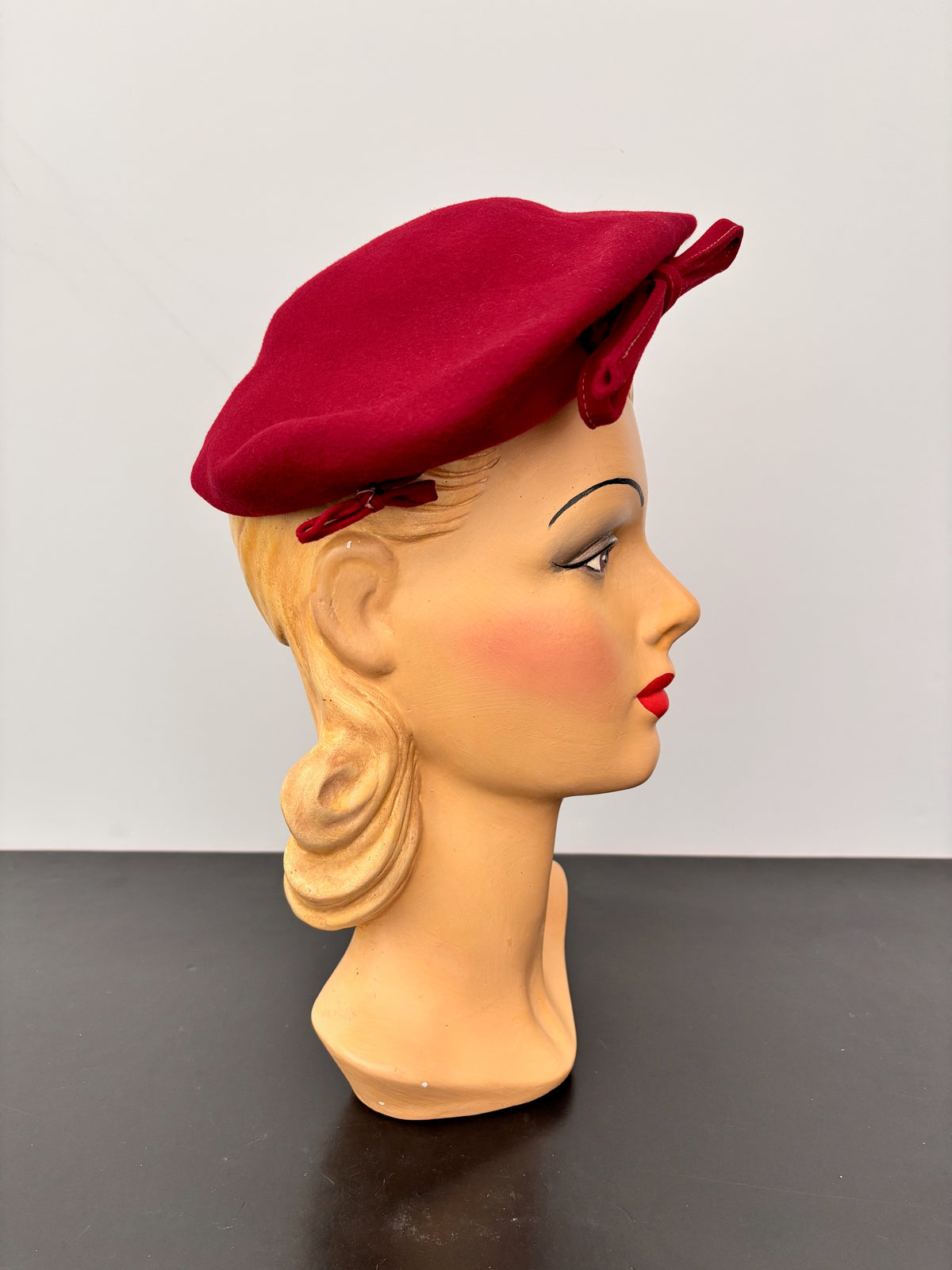 1940s Red Felt Tilt Beret with Bows