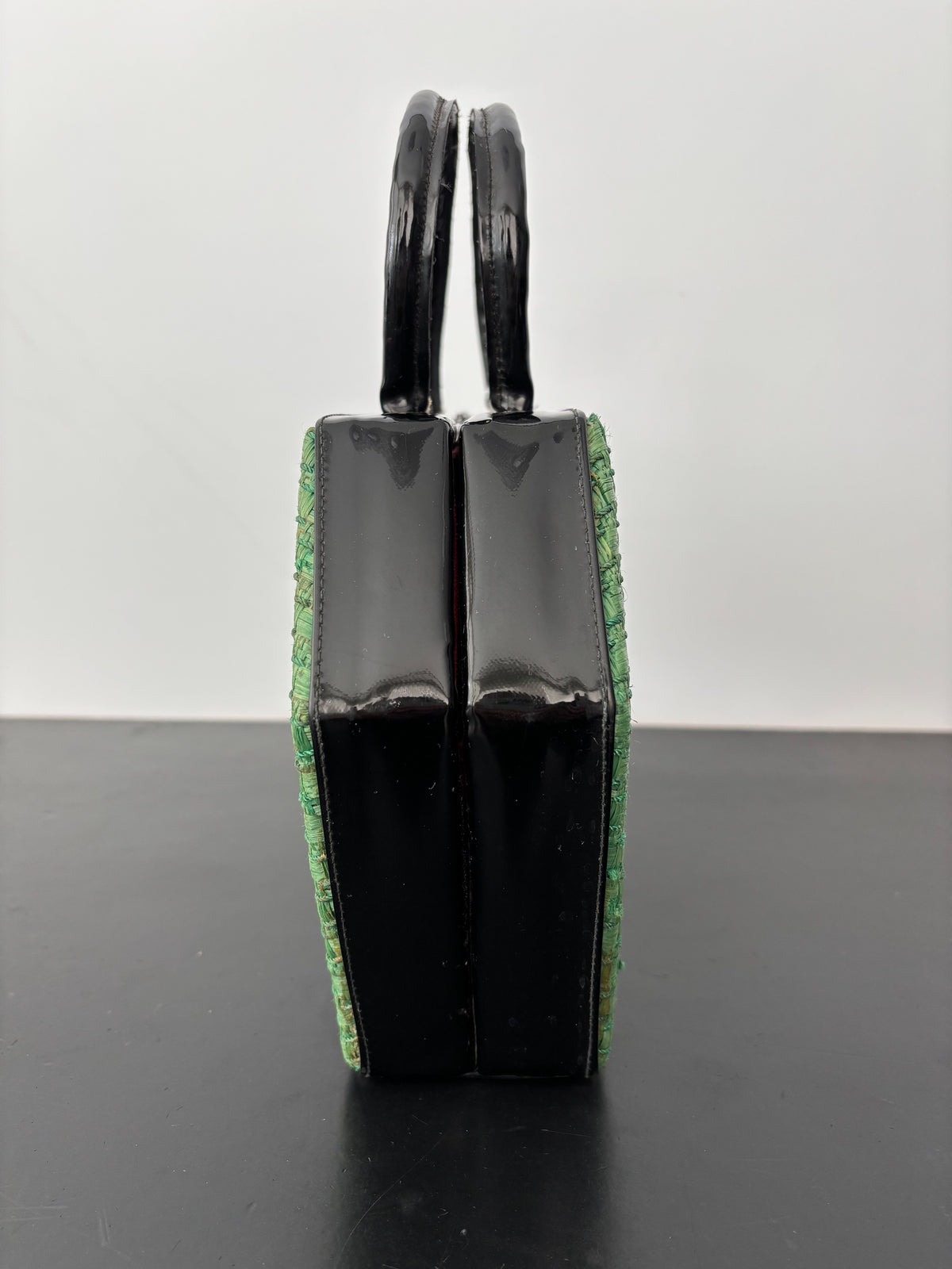 1950s Green Straw & Black Patent Leather Box Handbag