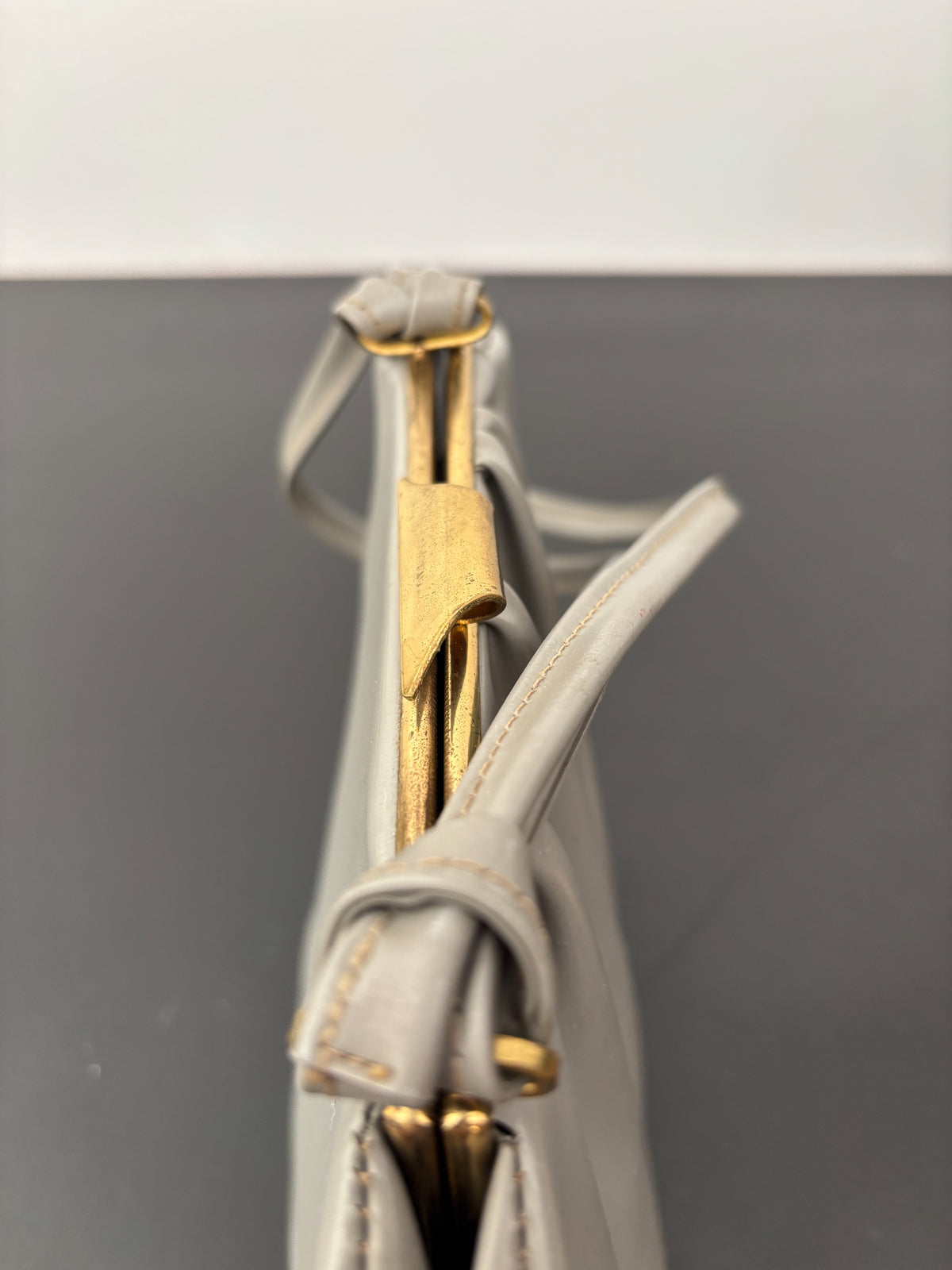 1950s Grey Vinyl Pleated Handbag with Gold Tone Frame