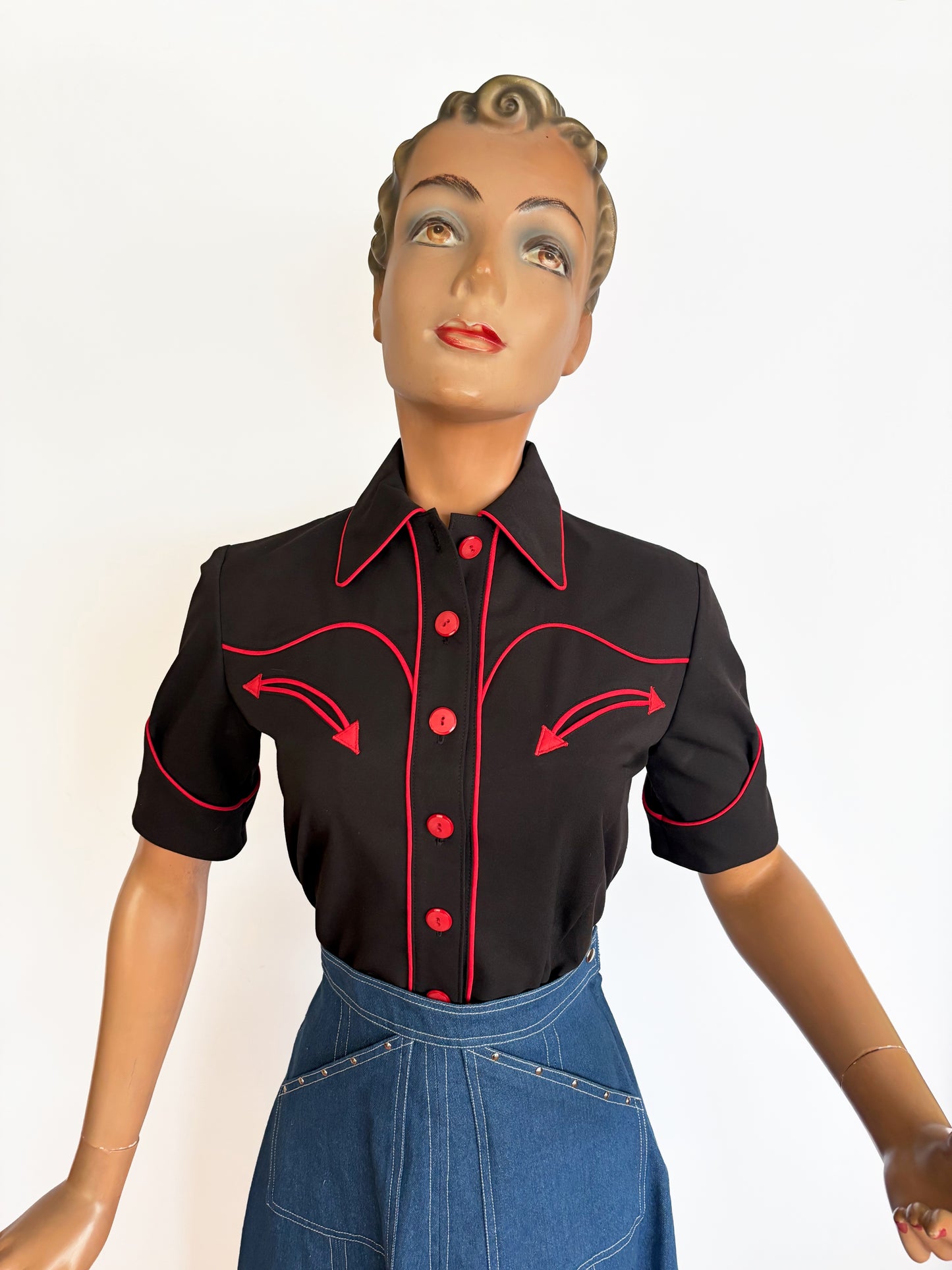 Lorraine 1940s Western Blouse Black Red