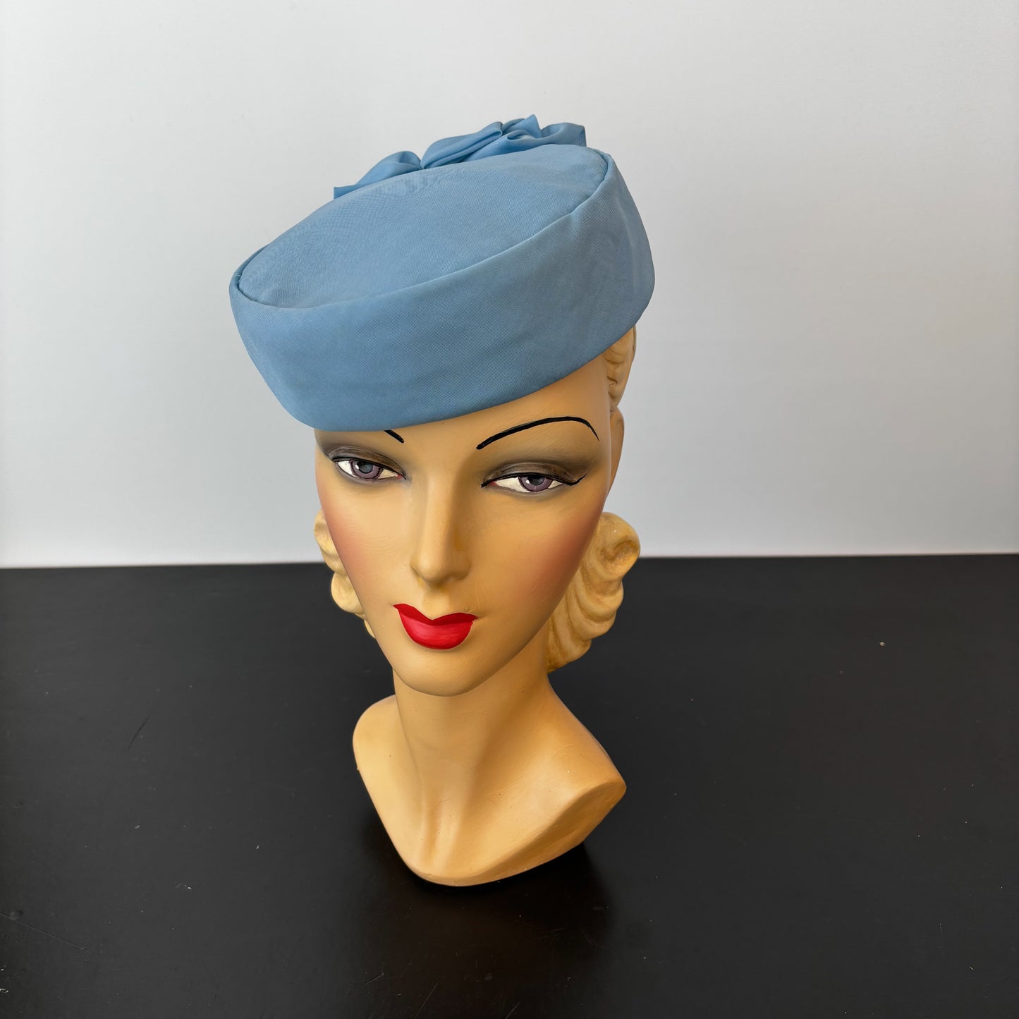 1950s Blue Organza Pill Box Hat
