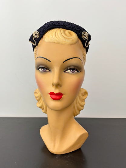 1930s/40s Dark Navy Blue Felt Capulet Hat