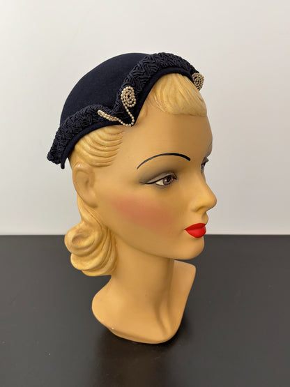 1930s/40s Dark Navy Blue Felt Capulet Hat
