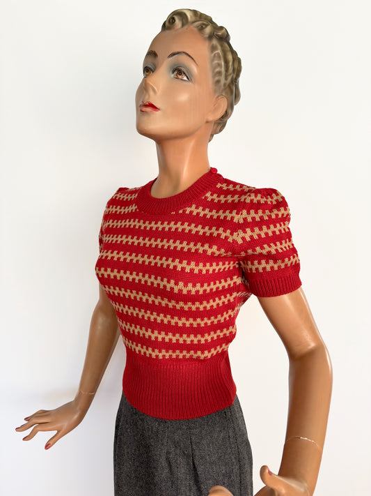 Rock n Romance Vera Short Sleeve Pullover Cherry Red