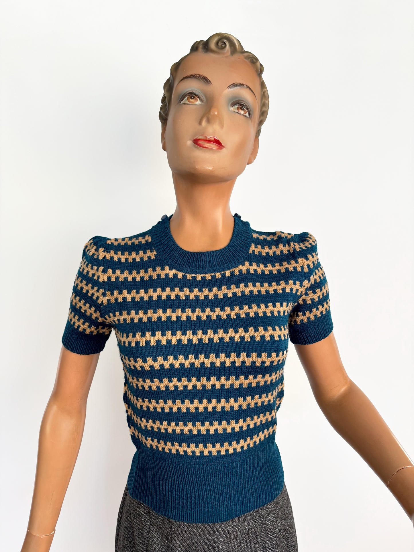 Rock n Romance Vera Short Sleeve Pullover Peacock Blue