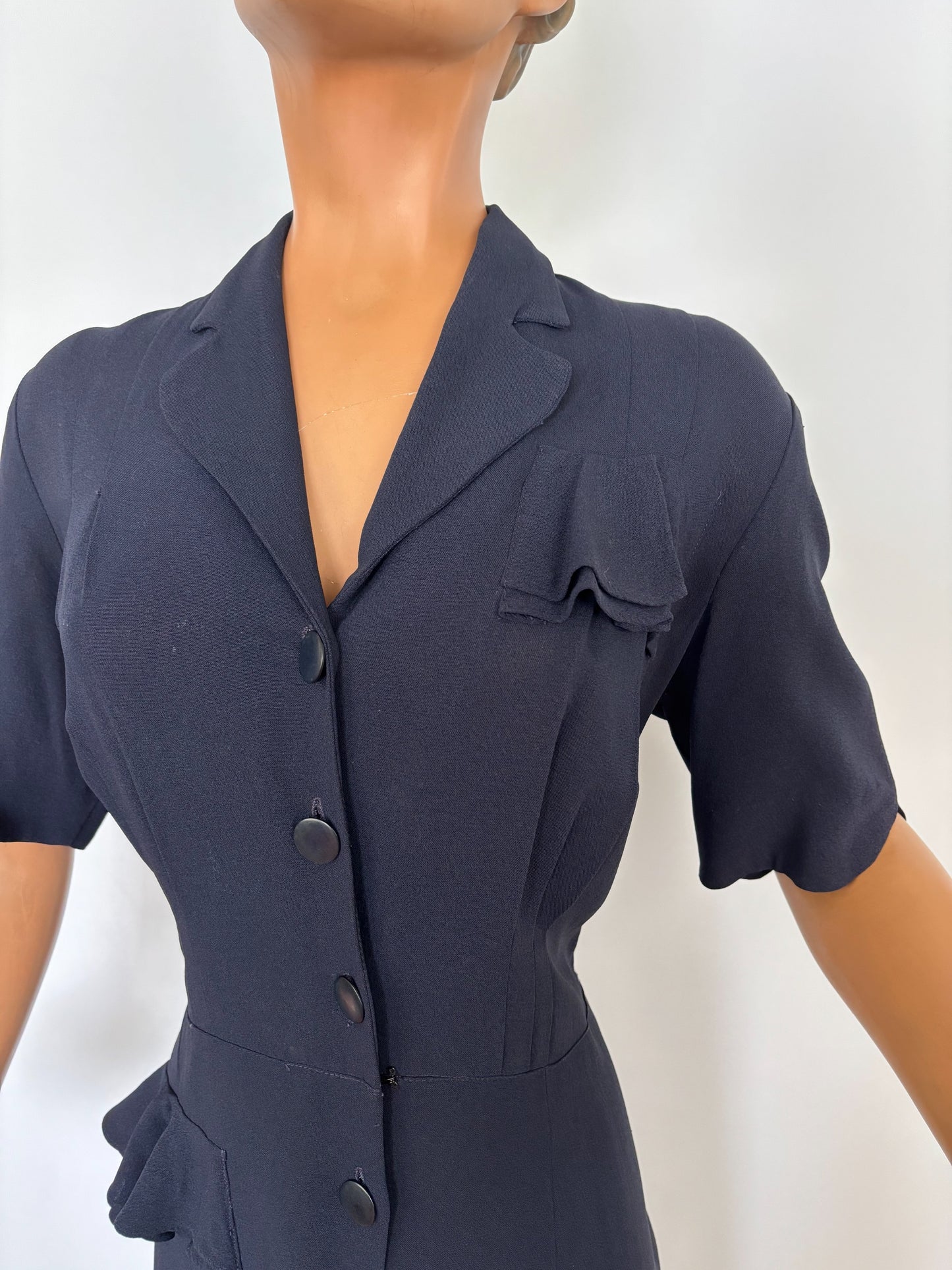 L | 1940s Carmen Classic Crepe Button Down Dress