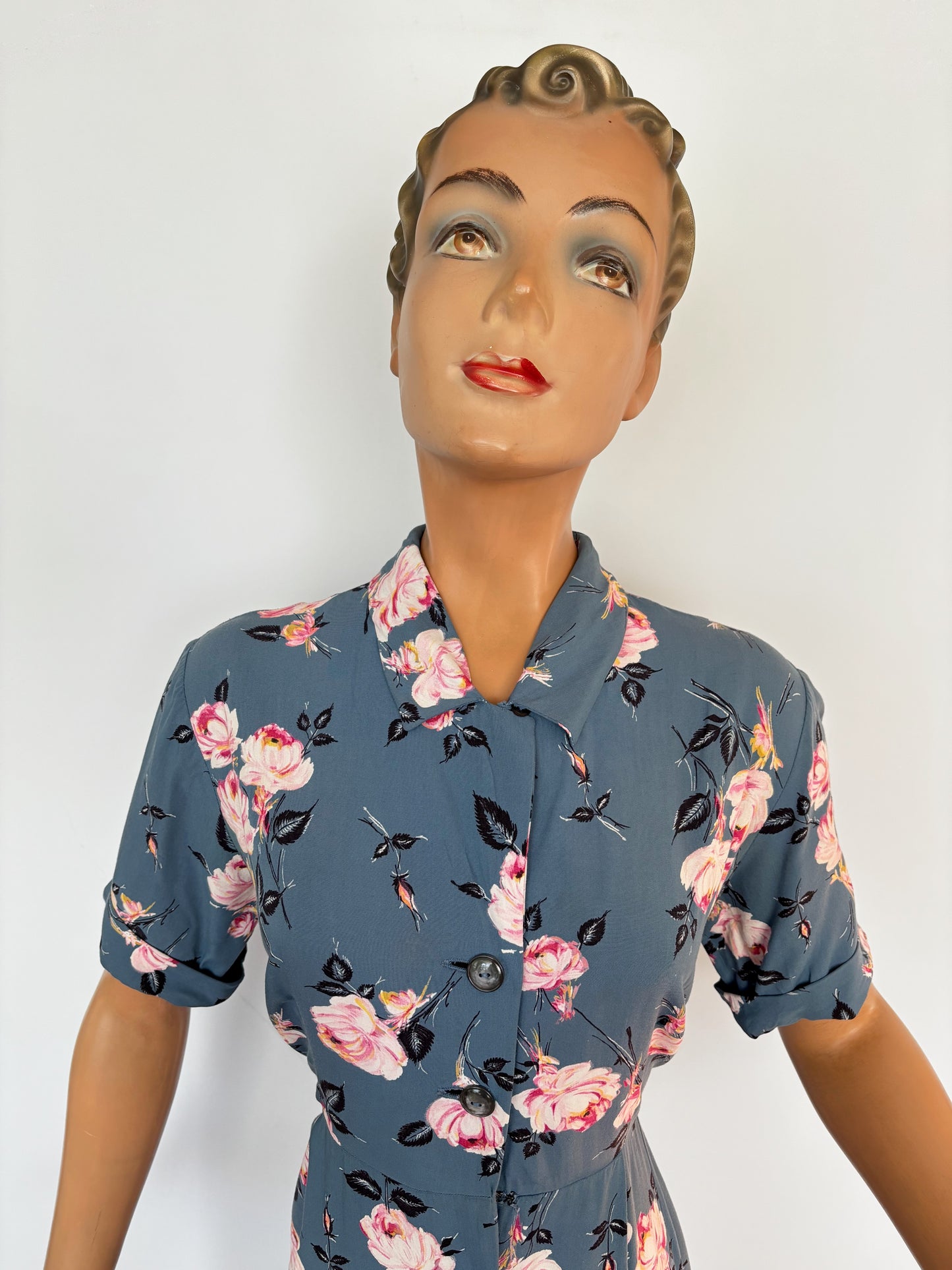 1940s Rayon Button Down Dress | L/XL
