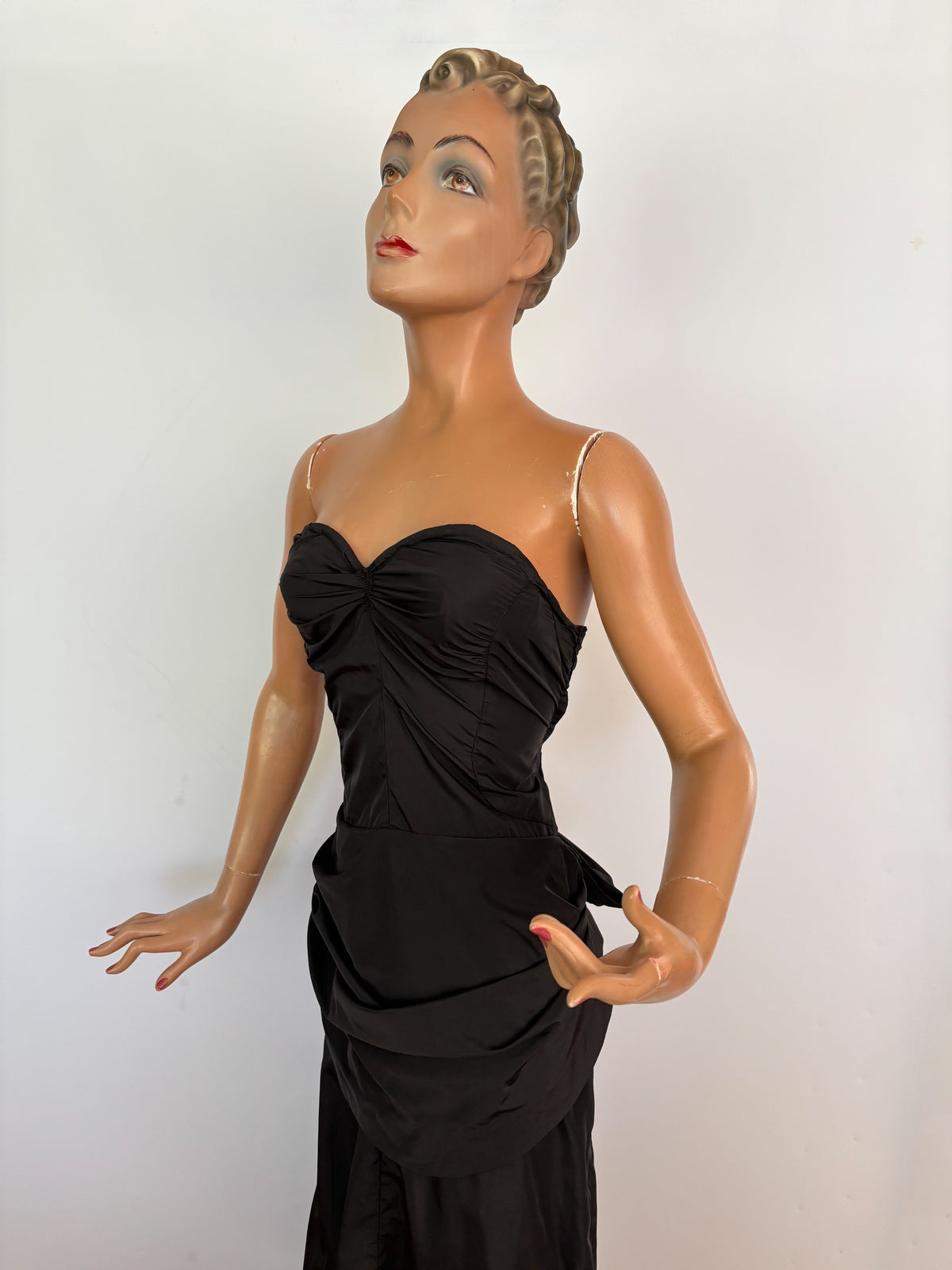 XS | 1950s Black Strapless Evening Dress with Bustle