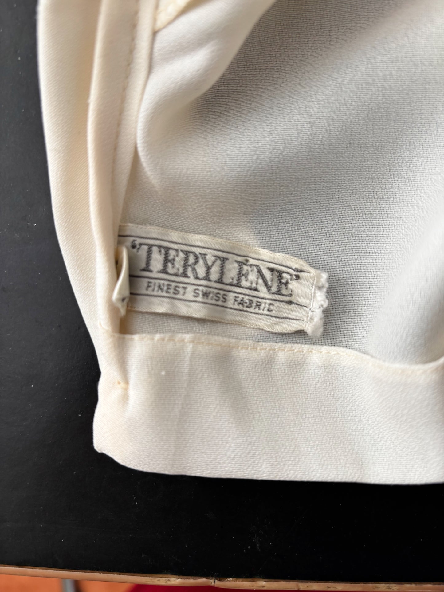 1960s Swiss Embroidered Blouse | Large