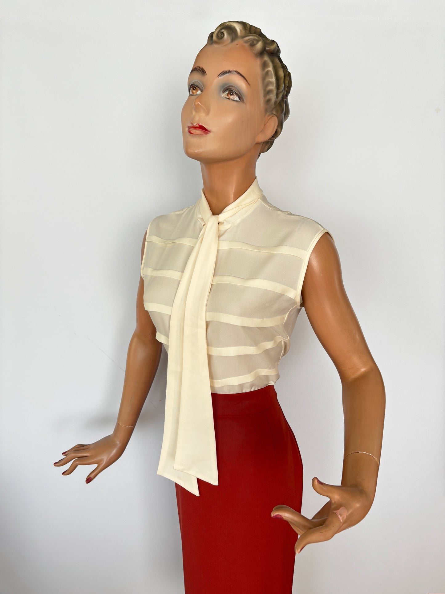 1950s/1960s Pussy Bow Blouse | Medium/Large