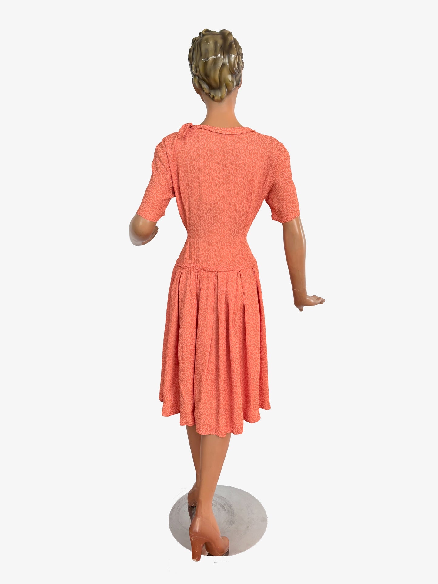 M | 1950s Crepe Day Dress With Shoulder Bow