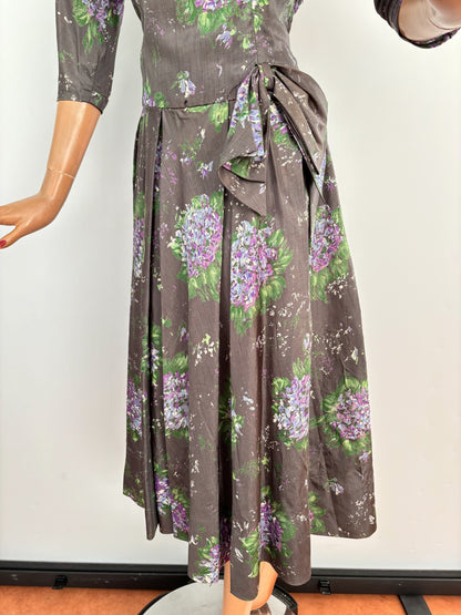 M | 1950s Hand Painted Silk Wrap Dress