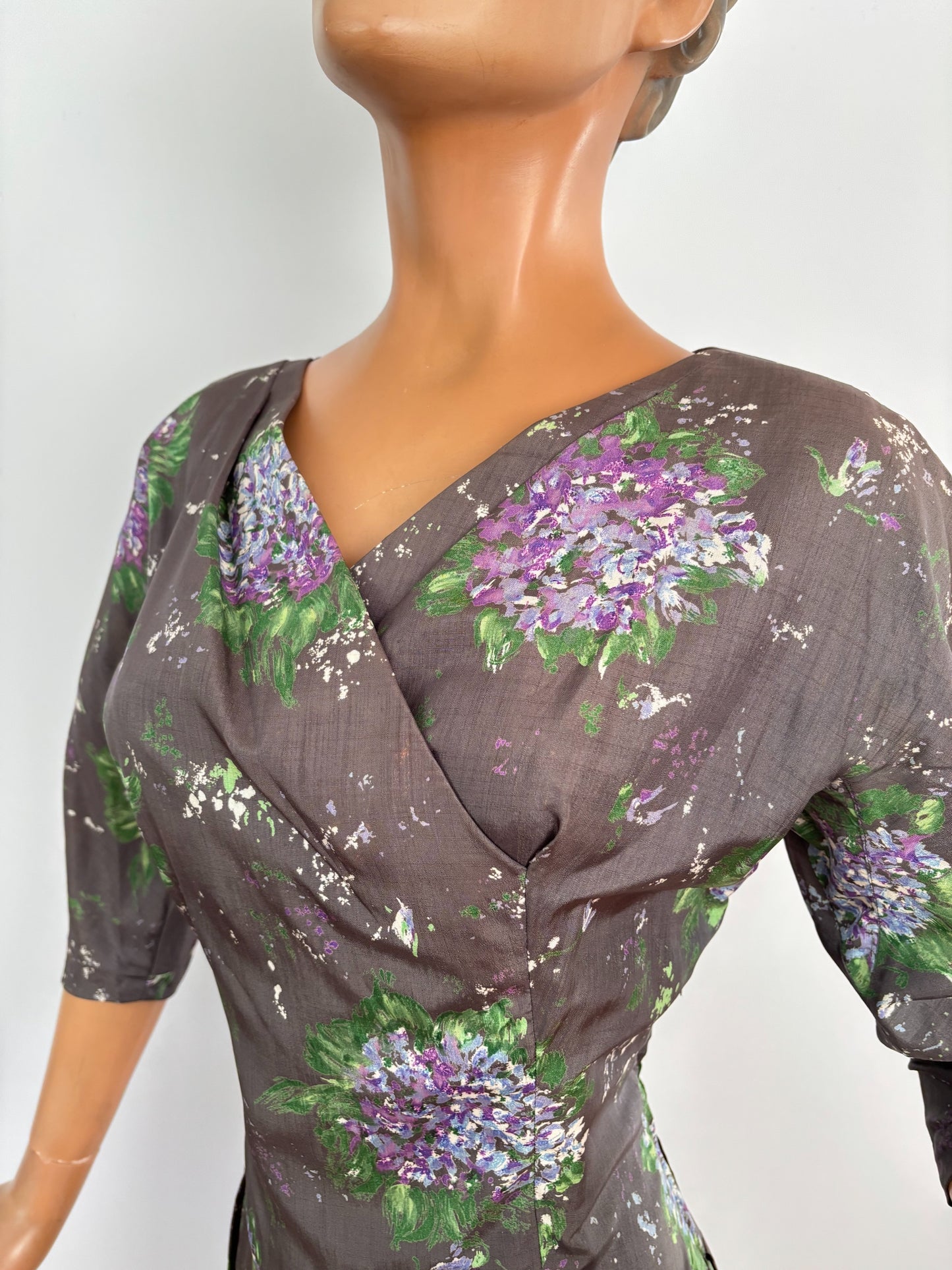 M | 1950s Hand Painted Silk Wrap Dress