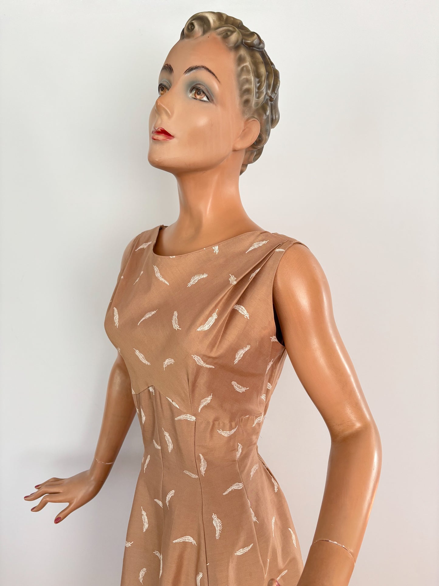 M | 1950s Feather Print Poplin Dress