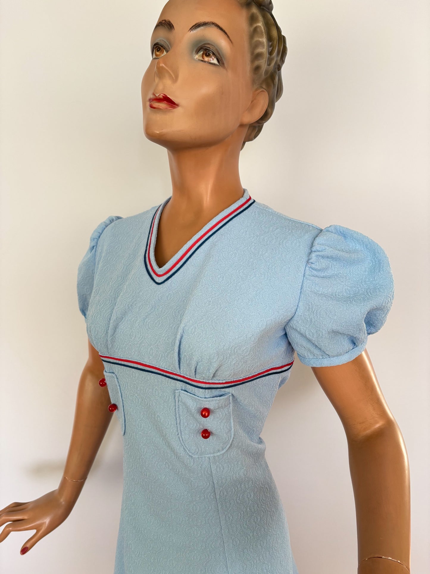 M | 1960s Mod Mini Dress Light Blue With Red And Navy Trim