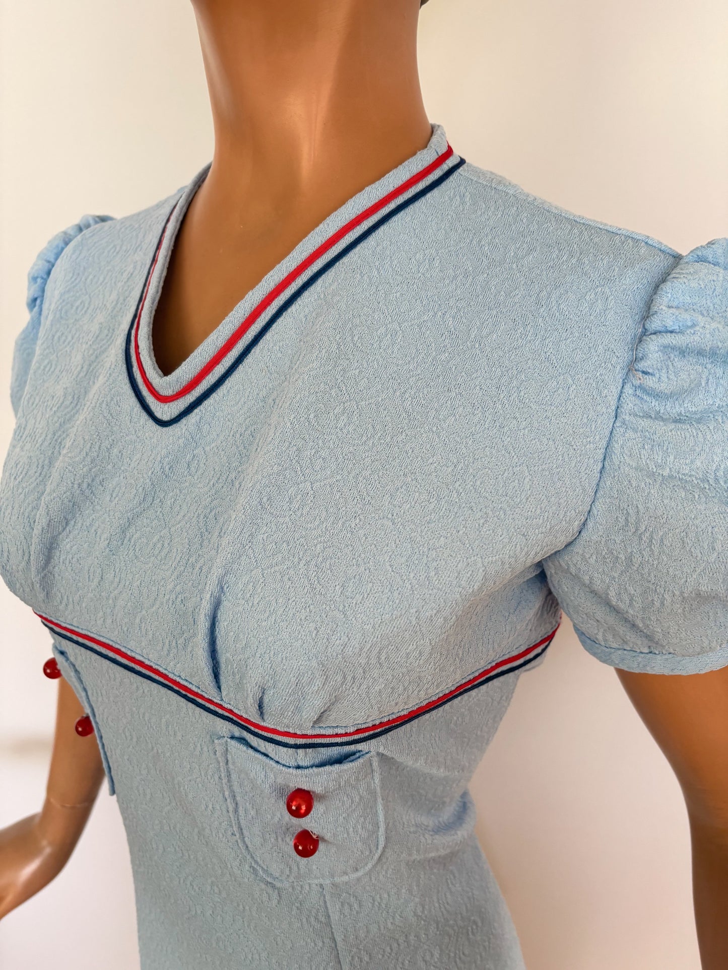 M | 1960s Mod Mini Dress Light Blue With Red And Navy Trim