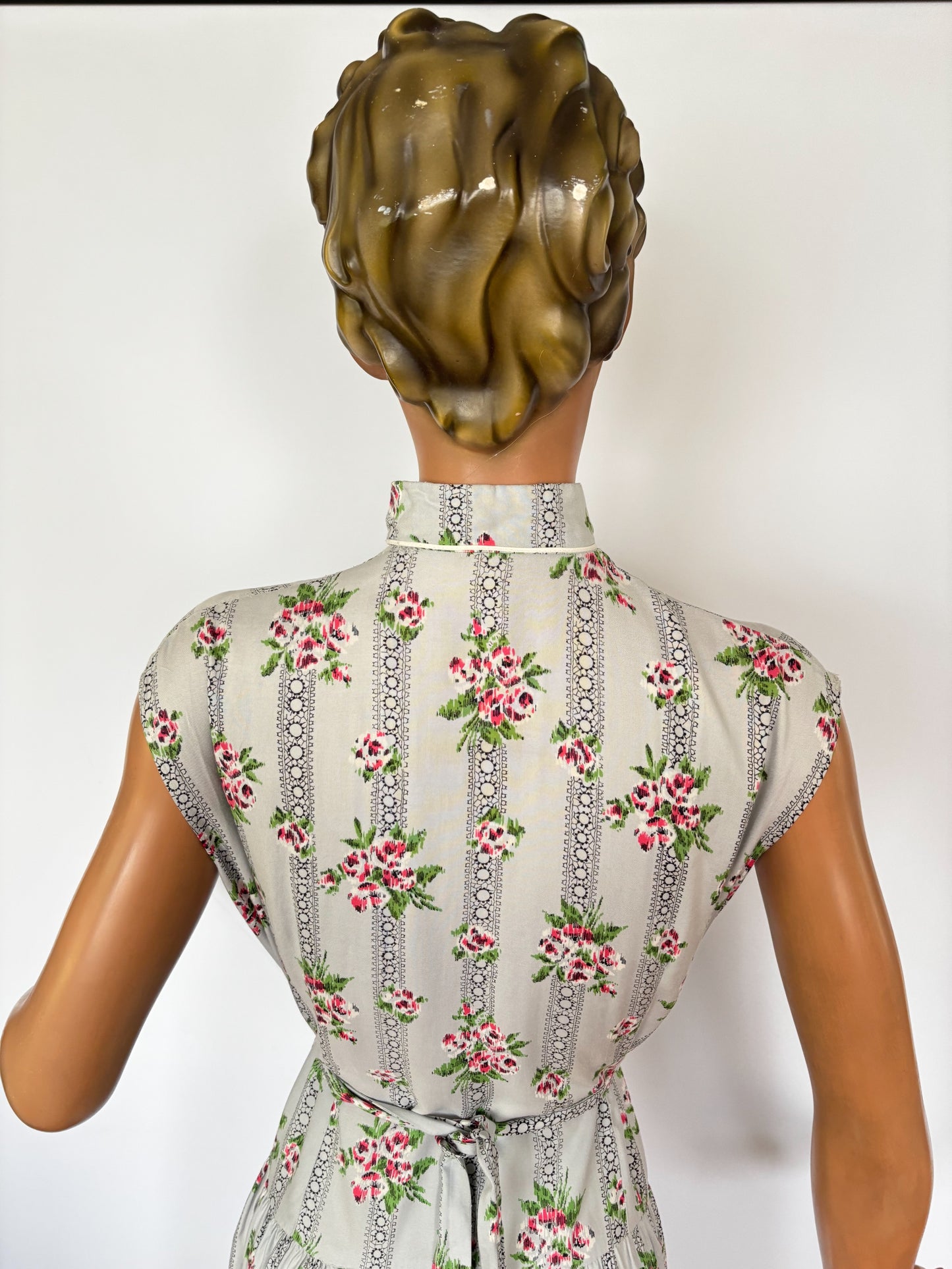1950s Sleeveless Shirtwaist Dress | Large